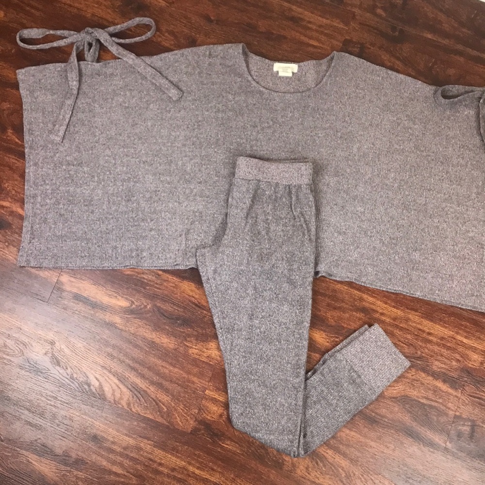 Cozy poncho set